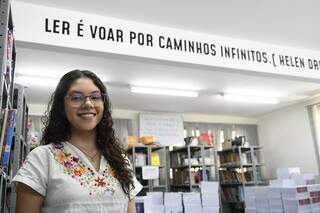 Do sonho ao jaleco branco: a emo&ccedil;&atilde;o de Emily ao voltar &agrave; escola para agradecer 