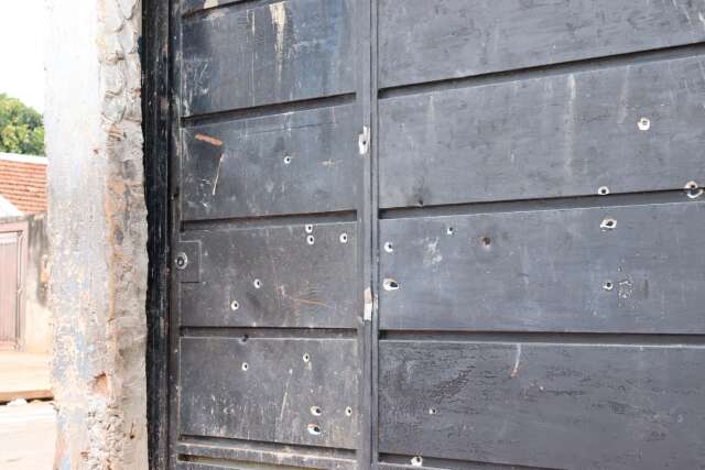 No 3&ordm; atentado da semana, casa vizinha a local de execu&ccedil;&atilde;o &eacute; alvo de 35 tiros