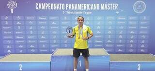 Multimedalhista de MS disputa torneio m&aacute;ster de t&ecirc;nis de mesa no Peru