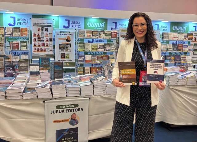 Previd&ecirc;ncia deve p&ocirc;r na conta dificuldade em ser mulher, defende advogada