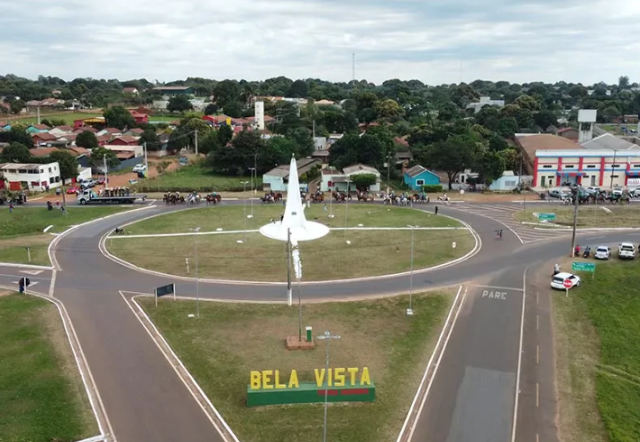 Rapaz de 20 anos &eacute; socorrido em estado grave ap&oacute;s ser baleado na boca