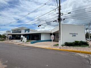 Jovem de Campo Grande leva 4 tiros ap&oacute;s chegar a um bar em Corumb&aacute;