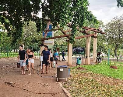 Sem energia, Parque das Na&ccedil;&otilde;es Ind&iacute;genas fecha mais cedo 