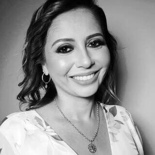 Ap&oacute;s matar esposa, homem usou celular da v&iacute;tima e passou o dia com corpo em casa