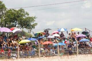Público da Copa Truck tem fã mirim e “veteranos” da paixão por velocidade Público da Copa Truck tem fã mirim e “veteranos” da paixão por velocidade