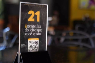 Pandemia tem heran&ccedil;as que v&atilde;o do &aacute;lcool em gel &agrave; missa sem &ldquo;paz de Cristo&rdquo;