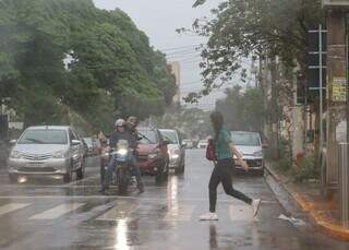 Em alerta, Capital tem pancada de chuva nesta manhã Em alerta, Capital tem pancada de chuva nesta manhã