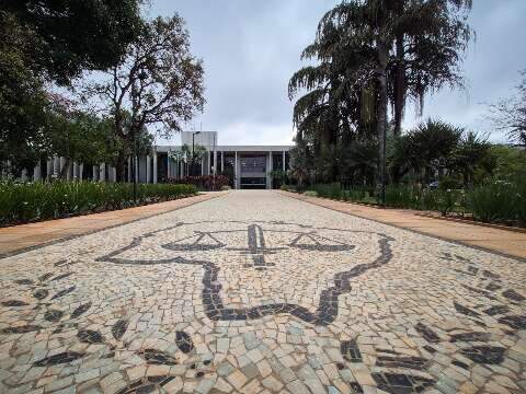  TJ mant&eacute;m indeniza&ccedil;&atilde;o ap&oacute;s v&iacute;tima perder vis&atilde;o em acidente causado por toldo