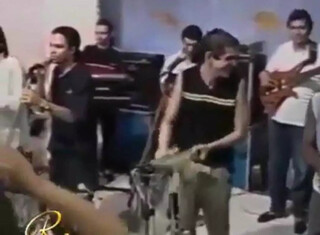 Anos 90 teve grupo de pagode que bombou e influenciou Ra&ccedil;a Negra