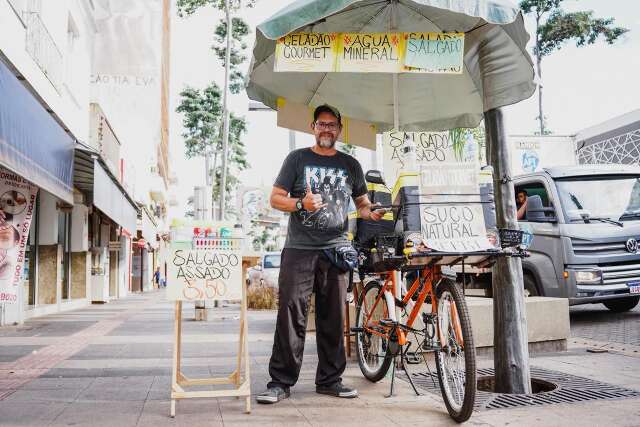 Jean fez sua bike virar parada do salgado e gelad&atilde;o na 14 de Julho 