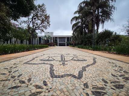  TJ mant&eacute;m indeniza&ccedil;&atilde;o ap&oacute;s v&iacute;tima perder vis&atilde;o em acidente causado por toldo