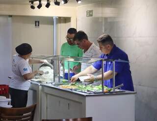 Aberto por nordestinos nos anos 90, restaurante resiste &agrave; crise do Centro 