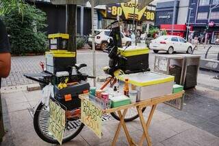 Jean fez sua bike virar parada do salgado e gelad&atilde;o na 14 de Julho 
