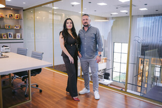 Venda de semijoias que gera renda para mulheres chega a Dourados Venda de semijoias que gera renda para mulheres chega a Dourados