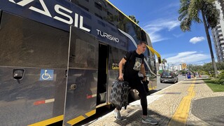 Oper&aacute;rio encara 10h de estrada para chegar ao palco da Copa do Brasil