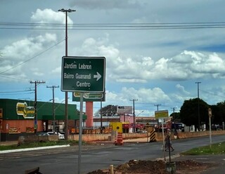 Placa bil&iacute;ngue da COP15 em Campo Grande estreia com erro grave de portugu&ecirc;s