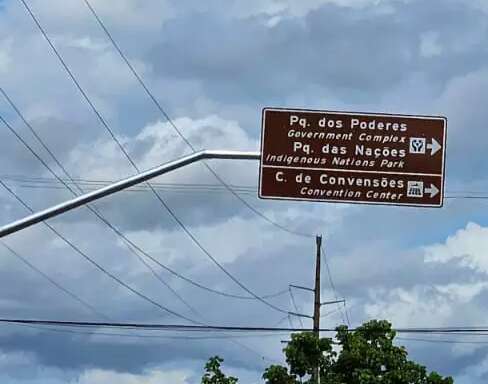Placa bil&iacute;ngue da COP15 em Campo Grande estreia com erro de portugu&ecirc;s