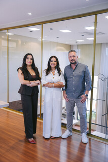 Venda de semijoias que gera renda para mulheres chega a Dourados Venda de semijoias que gera renda para mulheres chega a Dourados