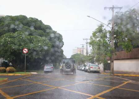 MS entra em alerta vermelho para grande volume de chuva 