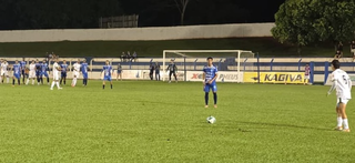 Bataguassu vence nos p&ecirc;naltis e elimina Ivinhema do Estadual