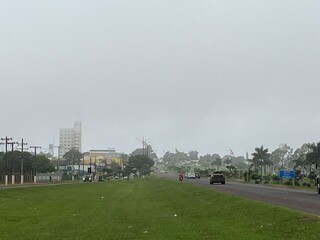 MS tem nevoeiro e volume de chuva de 70 mm na madrugada