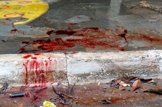 Morador tentou ajudar rapaz esfaqueado ap&oacute;s persegui&ccedil;&atilde;o de dupla