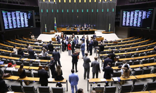 Projeto libera spray de pimenta para autodefesa de mulheres