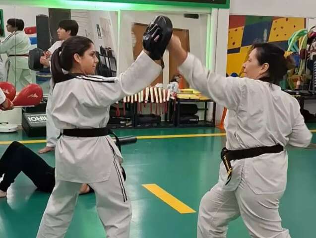 Aul&atilde;o vai ensinar t&eacute;cnicas de autodefesa urbana para a mulherada