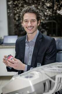 Tecnologia permite prever resultado das lentes e ter sorriso sem exageros