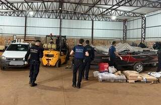 Opera&ccedil;&atilde;o mira esquema de contrabando de agrot&oacute;xicos na &ldquo;capital do agro&rdquo;