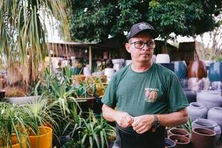 Comerciantes e moradores tentam evitar despejo &agrave;s margens do C&oacute;rrego Bandeira