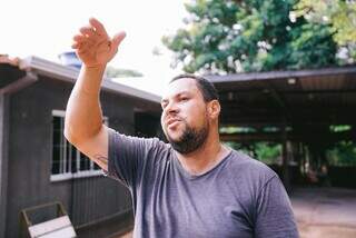 Comerciantes e moradores tentam evitar despejo &agrave;s margens do C&oacute;rrego Bandeira