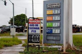 Mesmo sem reajuste da Petrobras, guerra faz diesel subir R$ 0,45 na Capital