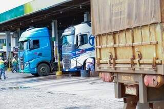 Mesmo sem reajuste da Petrobras, guerra faz diesel subir R$ 0,45 na Capital