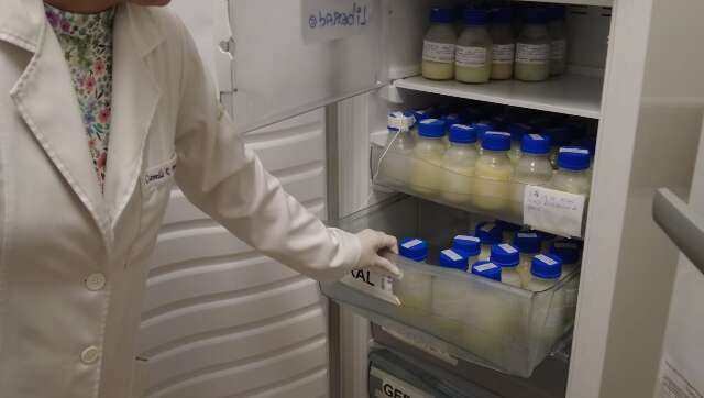 Estoque de leite dura apenas 3 dias e HU pede ajuda de m&atilde;es doadoras