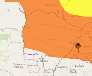Em alerta, dia come&ccedil;a com chuva em Campo Grande