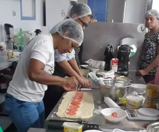 Depois de anos de espera, irm&atilde;s realizam sonho de ter Casa de P&atilde;o