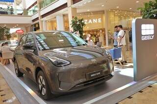 Grupo Enzo traz ve&iacute;culos 100% el&eacute;tricos da Geely para o estado