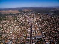 Criminosos fingem ser policiais, invadem casa e atiram em homem