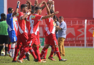 Comercial completa 83 anos e comemora data com café da manhã Comercial completa 83 anos e comemora data com café da manhã