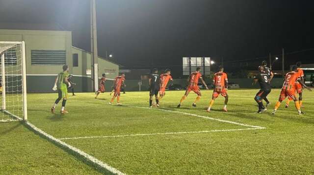 Fora de casa, Naviraiense vence Bataguassu por 1 a 0 