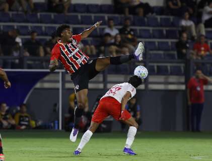 Bragantino abre o placar, mas S&atilde;o Paulo vira e vence por 2 a 1