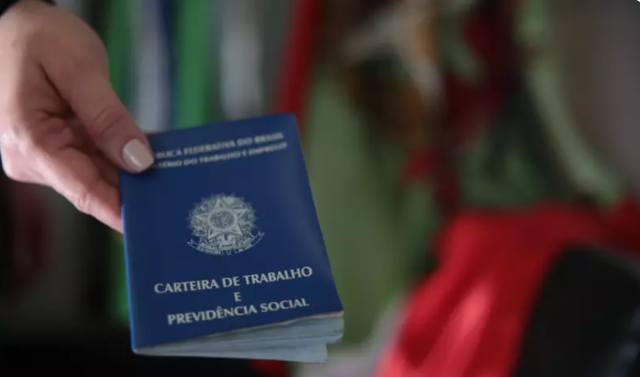 Semana come&ccedil;a com 1,2 mil vagas de emprego em Campo Grande