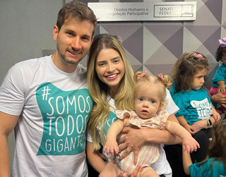 Ap&oacute;s recorrer &agrave; Justi&ccedil;a, m&atilde;es lutam por medicamento contra nanismo no SUS