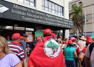 Manifestantes cobram terras em MS e investimentos nos assentamentos