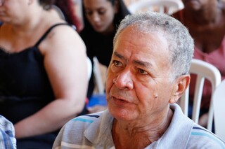 Em mutir&atilde;o, "invis&iacute;veis" pedem emiss&atilde;o de documentos e acesso a benef&iacute;cios