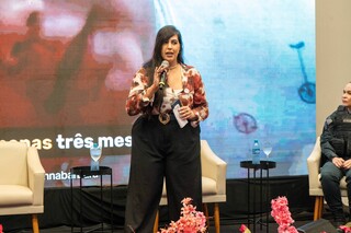 Sobrevivente de ataque que matou filhos denuncia falha do Estado e quer nova lei