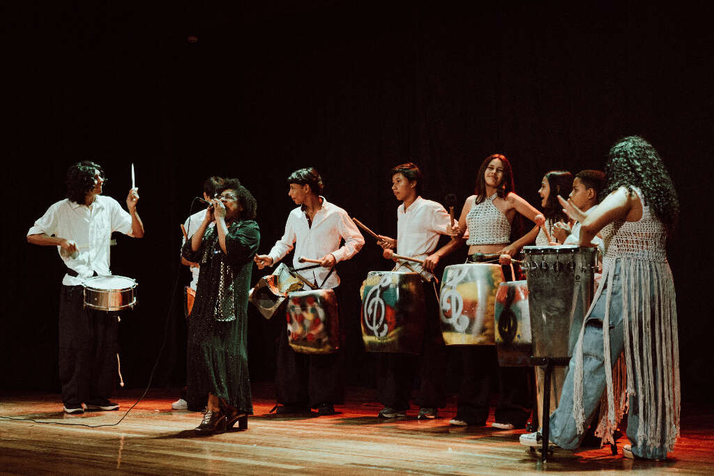 Sarau reúne música, teatro e cultura da periferia neste sábado
