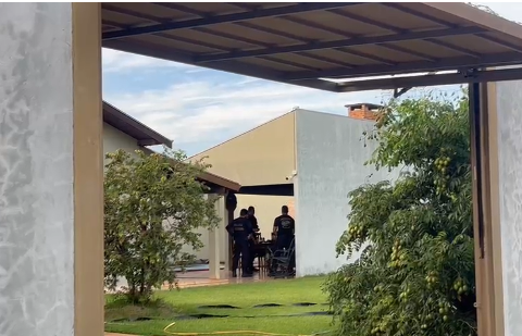 Opera&ccedil;&atilde;o da PF faz &ldquo;batida&rdquo; em duas delegacias e mira policiais criminosos 