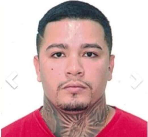 Procurado por tr&aacute;fico e tentativa de duplo homic&iacute;dio &eacute; preso em casa